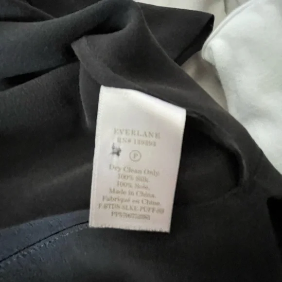 Everlane Womens Silk Short-Sleeve Button-Up Shirt Size 4 black - Picture 4 of 8
